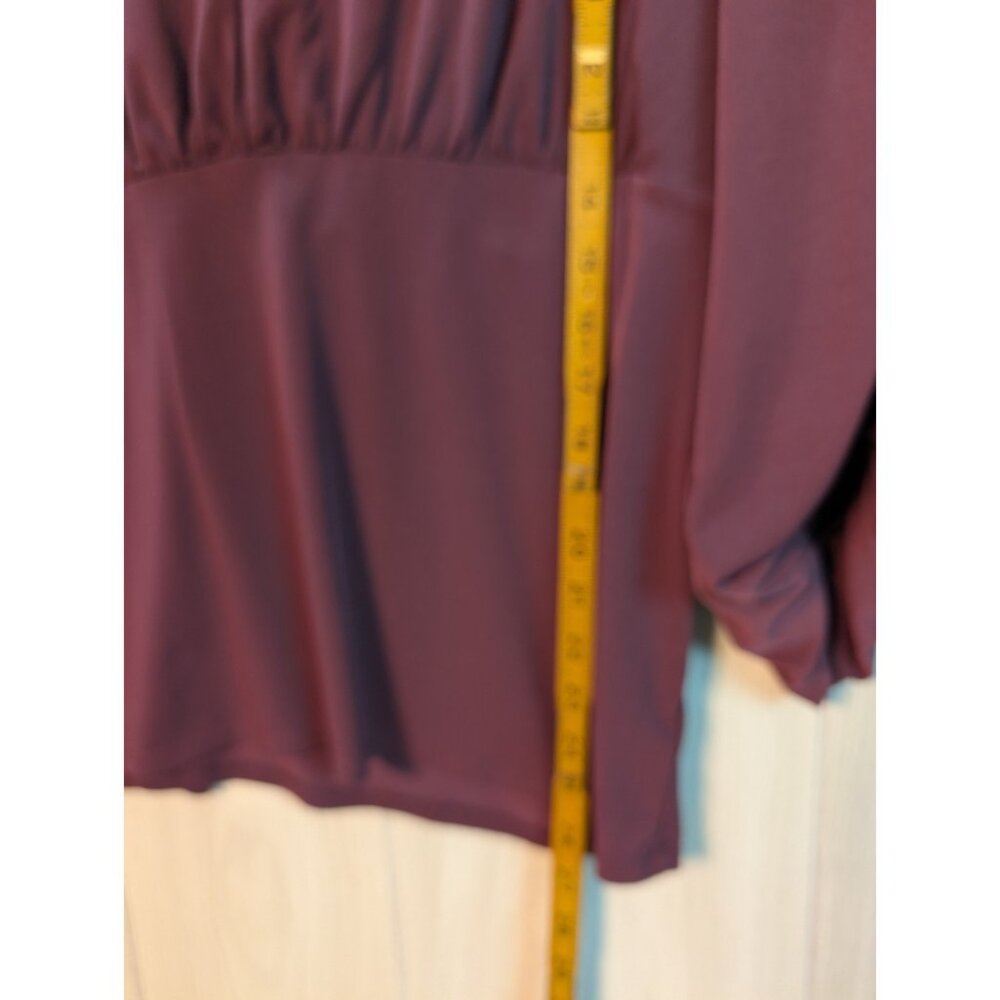 Torrid, Purple Studio Knit V-Neck Quarter Sleeve Shirred Top, Plus Size 2 - Picture 7 of 7